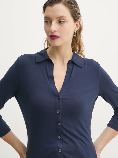 Marc O'Polo koszula damska kolor granatowy regular z kołnierzykiem klasycznym 502205252207