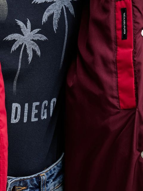 Tommy Jeans kurtka puchowa kolor czerwony zimowa DW0DW21623