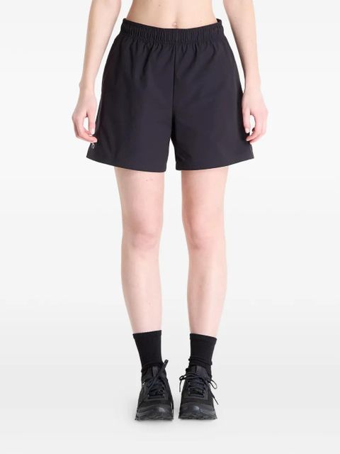 On Running 5" core shorts - Black - zdjęcie produktu nr 1