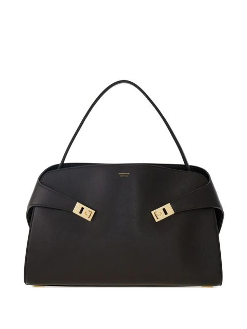 Ferragamo medium Hug calfskin shoulder bag - Black - zdjęcie produktu nr 1