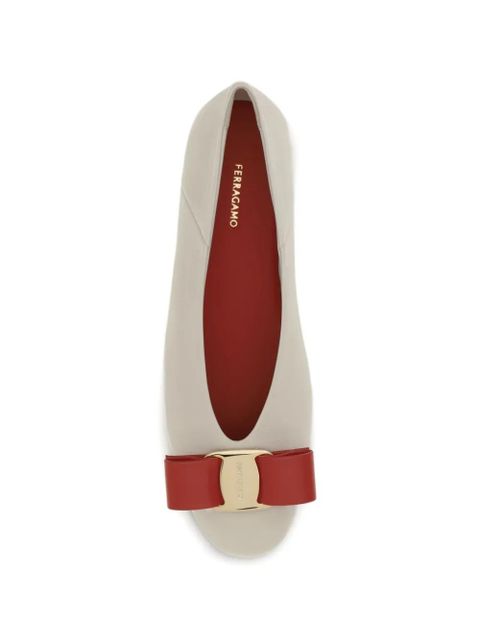 Ferragamo Vara bow leather ballet flats - Neutrals