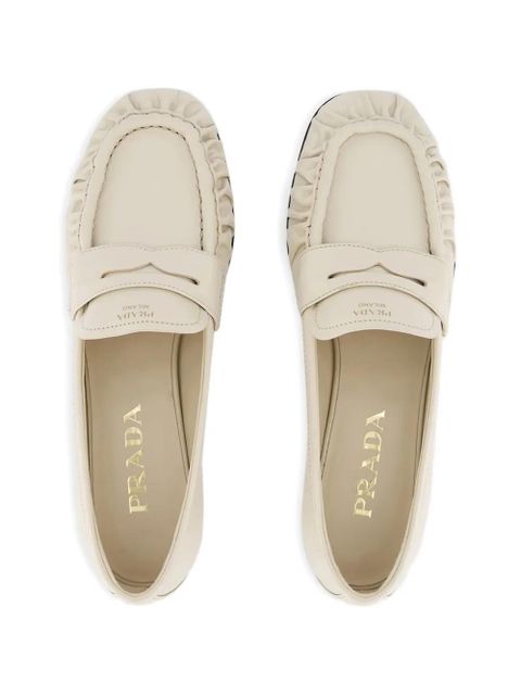 Prada ruffled loafers - Neutrals