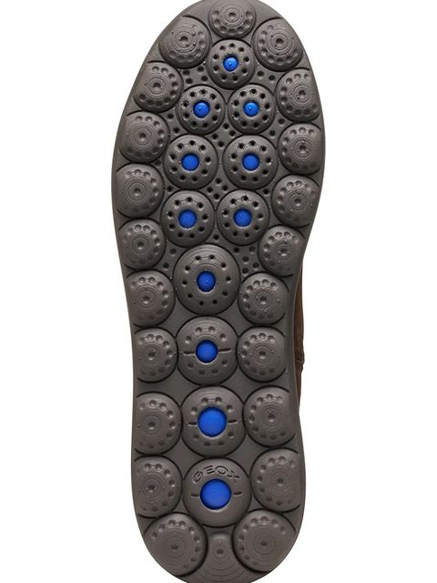 Geox botki zamszowe D SPHERICA EC4.1 damskie kolor brązowy na płaskim obcasie D36TCD 00022 C6006