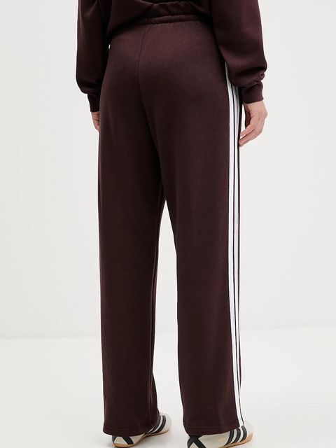 adidas spodnie dresowe Essentials damskie kolor brązowy z aplikacją JY3091