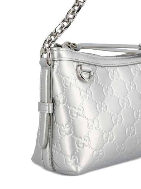 Gucci small GG Emblem embossed shoulder bag - Silver