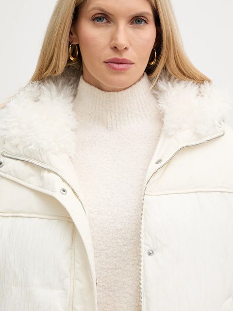 BOSS kurtka kolor beżowy zimowa oversize 50546842