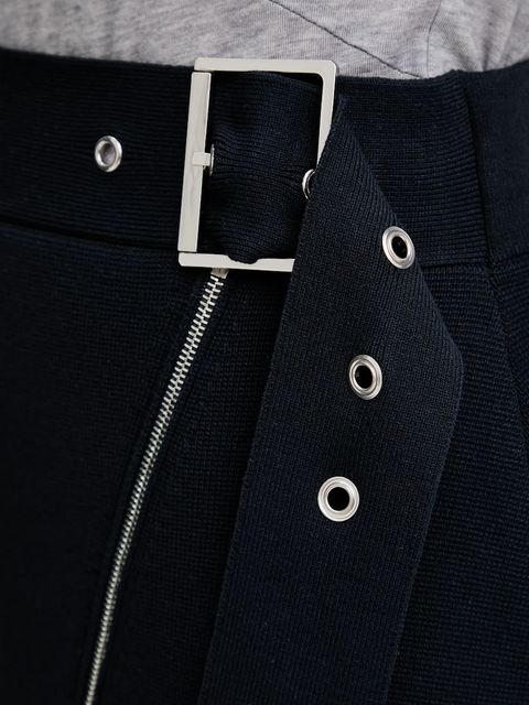 BOSS spódnica kolor granatowy midi rozkloszowana 50542878