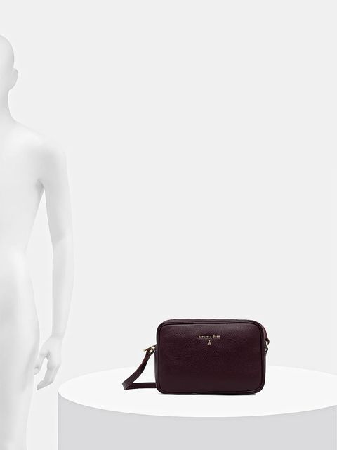 Patrizia Pepe torebka skórzana kolor bordowy CB8985 L001