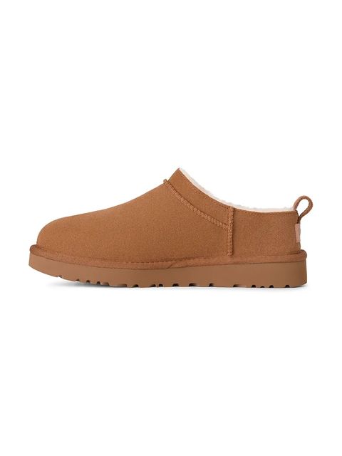UGG kapcie zamszowe Classic Micro kolor brązowy 1173891.CHE
