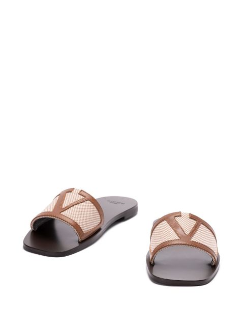 Valentino Garavani Vlogo slides - Neutrals