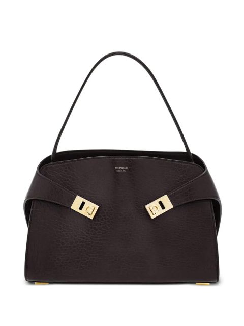 Ferragamo medium Hug Gancini-buckles shoulder bag - Brown - zdjęcie produktu nr 1