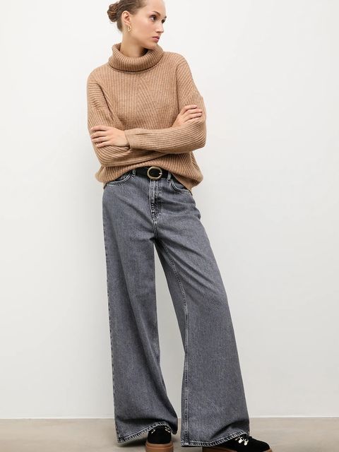 Answear.LAB botki zamszowe kolor czarny na platformie - zdjęcie produktu nr 2