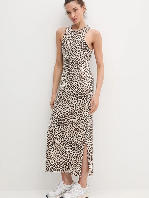 Puma sukienka kolor beżowy maxi dopasowana 632339