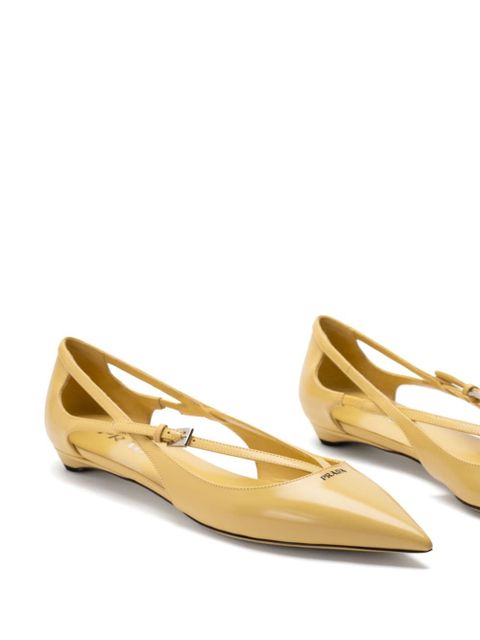 Prada brushed-leather cut-out ballerina shoes - Yellow - zdjęcie produktu nr 2