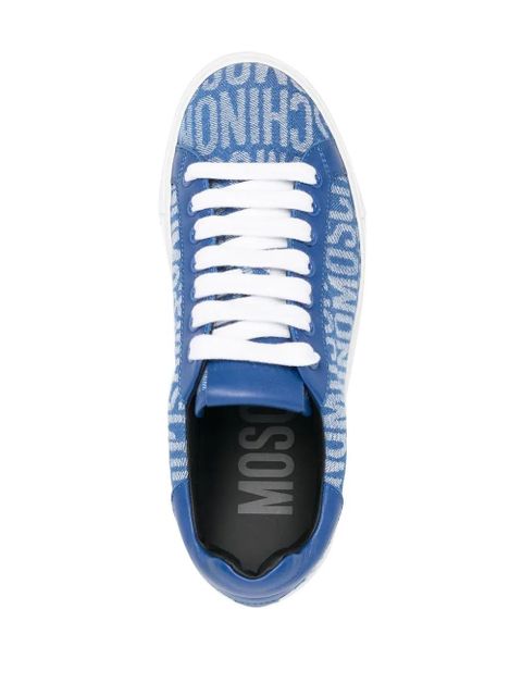 Moschino logo-pattern low-top sneakers - Blue