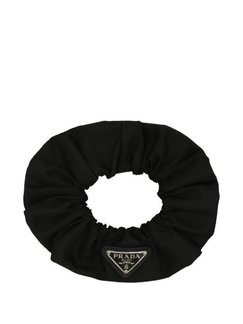 Prada ruffled triangle-plaque scrunchie - Black - zdjęcie produktu nr 1