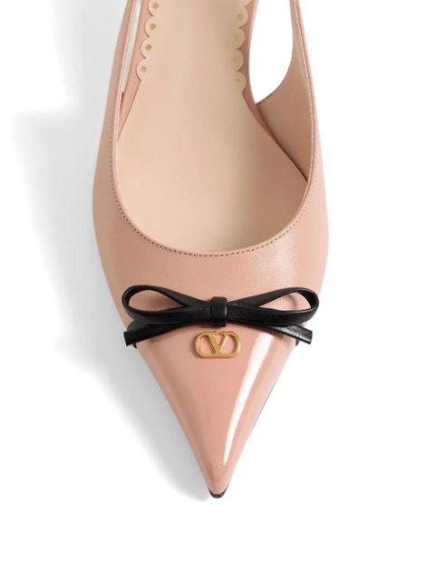 Valentino Garavani Bepointy slingback pumps in patent leather and kidskin 45mm - Neutrals