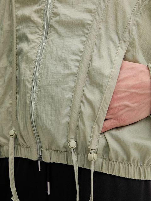 Puma kurtka kolor zielony przejściowa oversize 632148