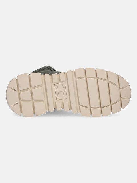 Tommy Jeans buty zamszowe TJW VULC FLATFORM SUEDE WL damskie kolor zielony na platformie lekko ocieplone EN0EN02894