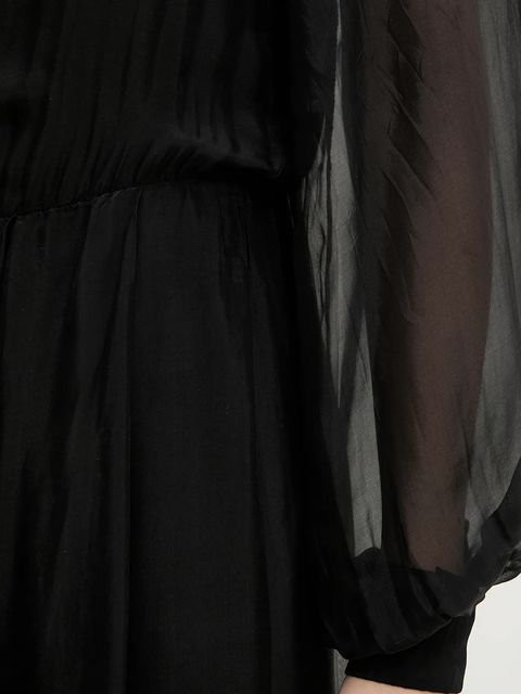 Answear.LAB sukienka z jedwabiem