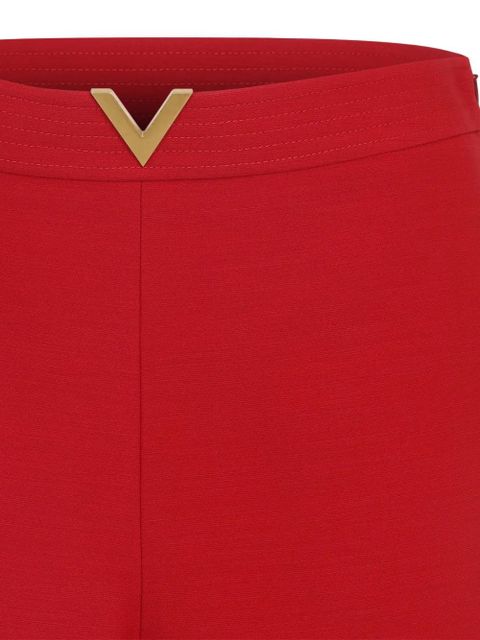 Valentino Garavani V-plaque shorts - Red
