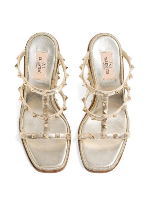 Valentino Garavani 100mm Rockstud wedge sandals - Gold