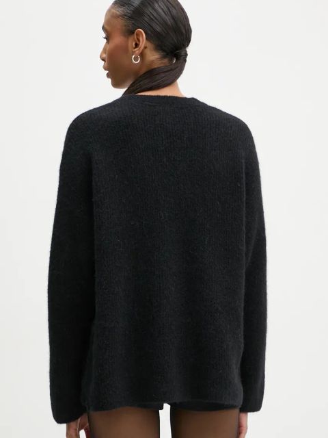 Gestuz sweter wełniany damski kolor czarny