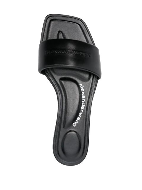 Alexander Wang embossed-logo slides - Black - zdjęcie produktu nr 2
