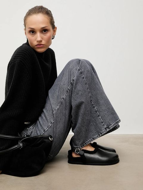 Answear.LAB kapcie skórzane kolor czarny - zdjęcie produktu nr 1