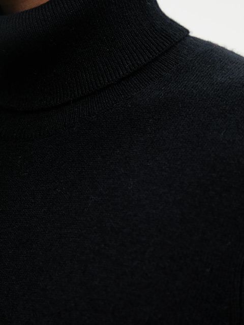 United Colors of Benetton sweter kaszmirowy kolor czarny lekki z golfem 1033D202D