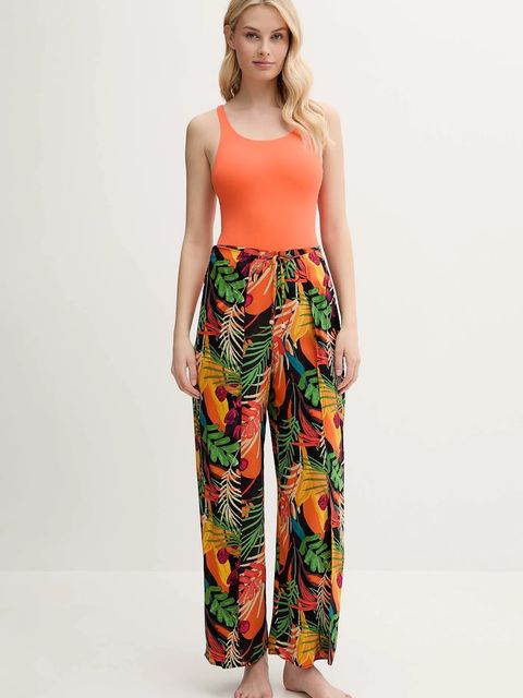 Desigual spodnie plażowe BAHAMAS PANT kolor czarny 25SWMW01