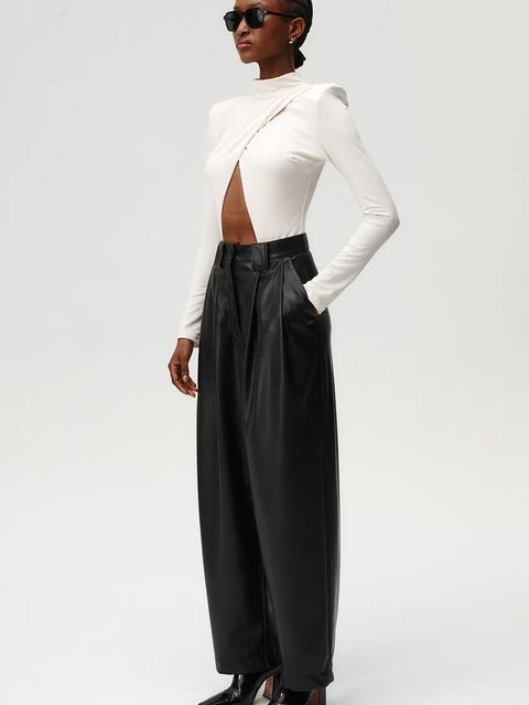 Undress Code body Thong damska kolor biały gładka 1016