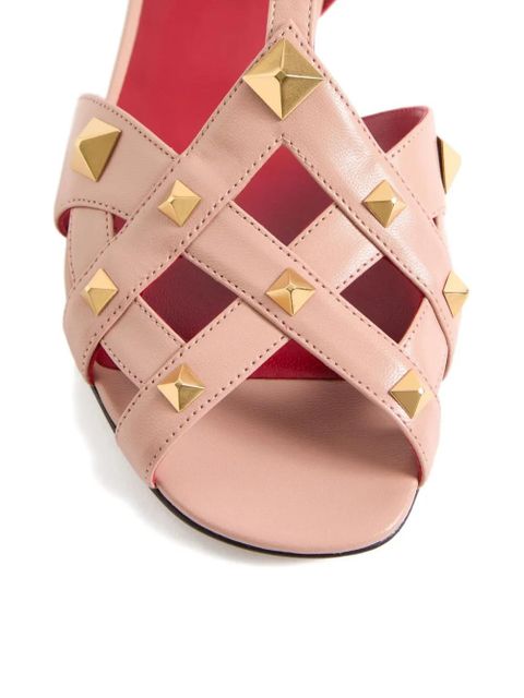 Valentino Garavani Rockstud-embellished sandals - Pink