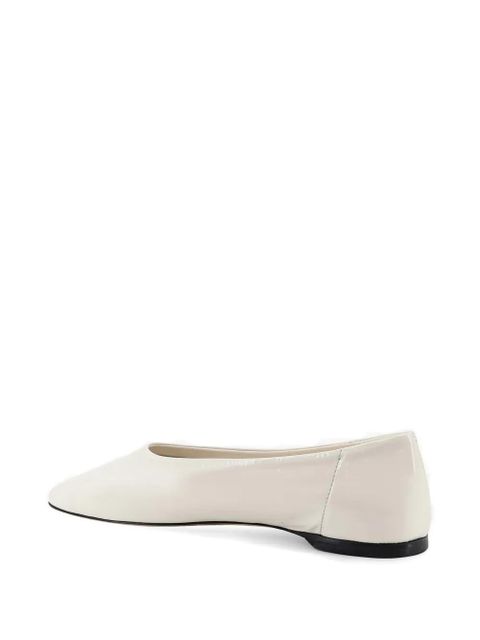 TOTEME Asymmetric leather ballet flats - Neutrals