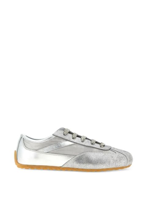 Alexander McQueen embossed-logo sneakers - Silver - zdjęcie produktu nr 1