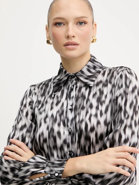 Silvian Heach koszula HUMMELS damska kolor czarny regular z kołnierzykiem klasycznym GPA25416CA