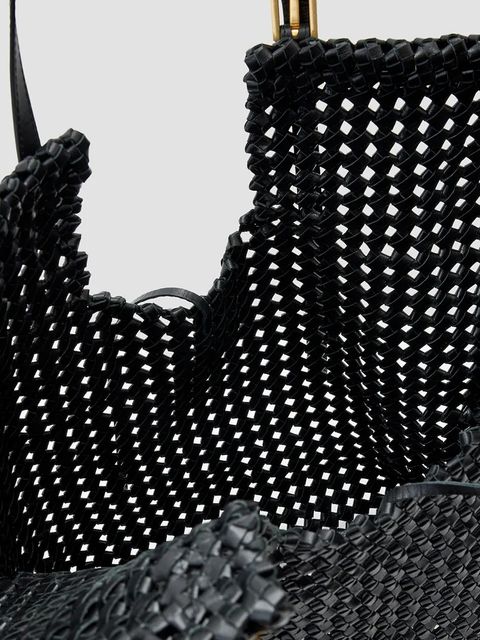 AllSaints torebka skórzana ARA kolor czarny W378XC