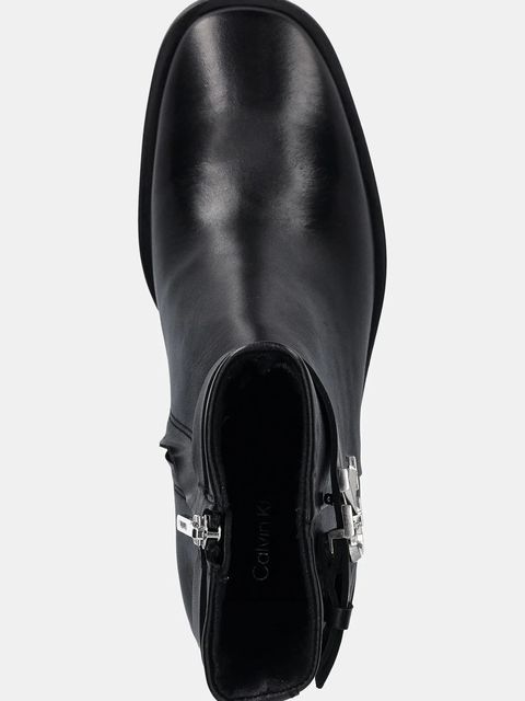 Calvin Klein botki skórzane BLOCK HEEL BOOT W/ METAL LOGO damskie kolor czarny na słupku HW0HW02591