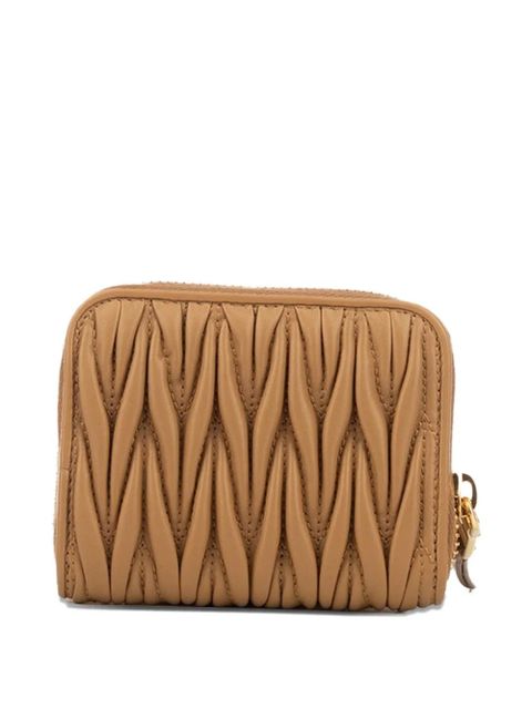 Miu Miu quilted zip wallet - Brown