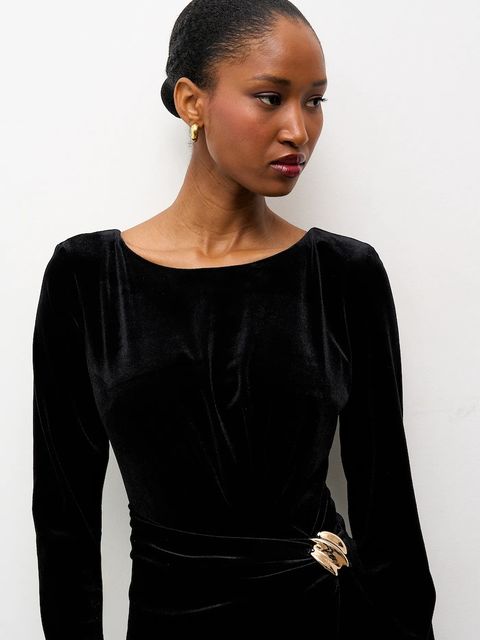 Answear.LAB sukienka welurowa kolor czarny maxi dopasowana