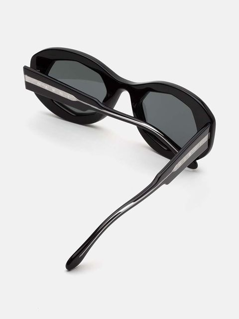 Marni okulary przeciwsłoneczne Mount Bromo kolor czarny EYMRN00007 013 C6H