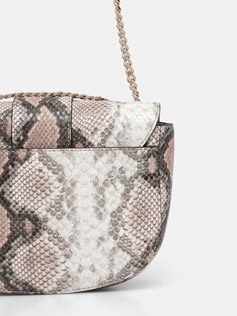 Guess torebka JANE kolor różowy HWKG98 91210