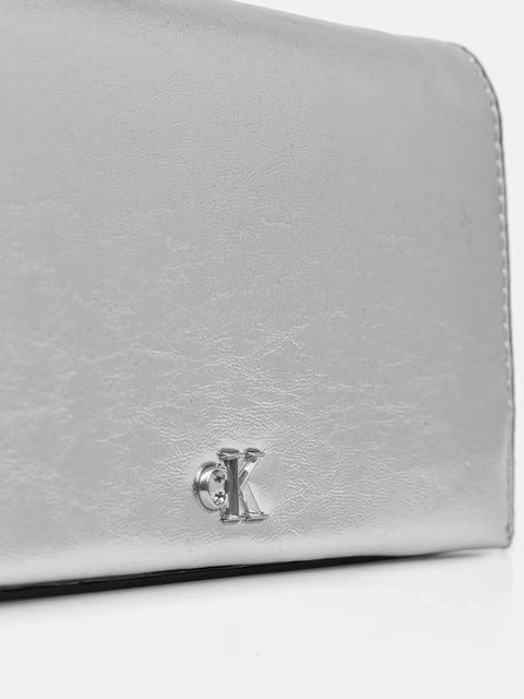 Calvin Klein portfel damski kolor srebrny LV04F3320G - zdjęcie produktu nr 2