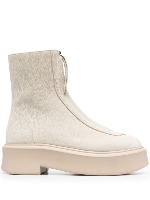 The Row chunky leather boots - Neutrals