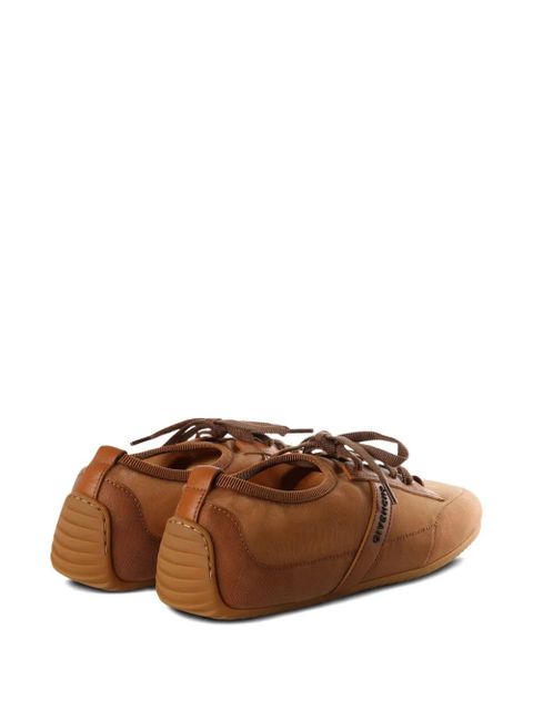 Givenchy lace-up panelled trainers - Brown