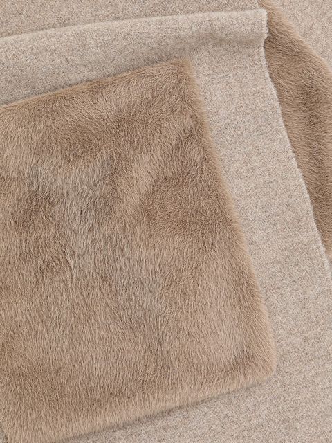 BOSS szalik z dodatkiem wełny damski kolor brązowy gładki 50552112 - zdjęcie produktu nr 2