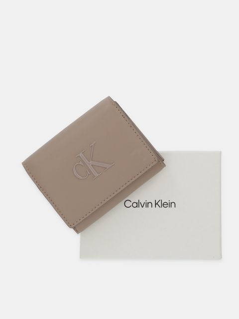 Calvin Klein portfel damski kolor beżowy LV04F1047G