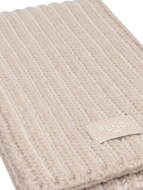 FENDI logo-patch scarf - Neutrals