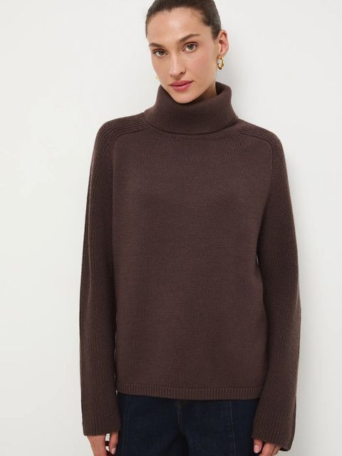 Medicine sweter z wełny merino kolor brązowy z golfem - zdjęcie produktu nr 2