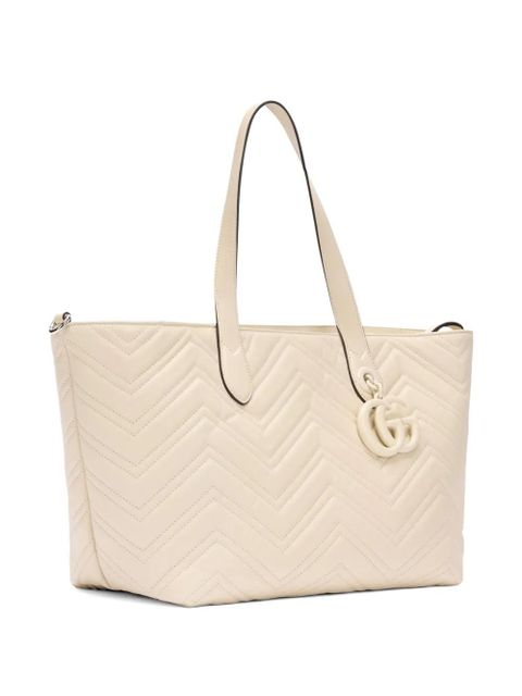 Gucci medium logo-pendant tote bag - Neutrals